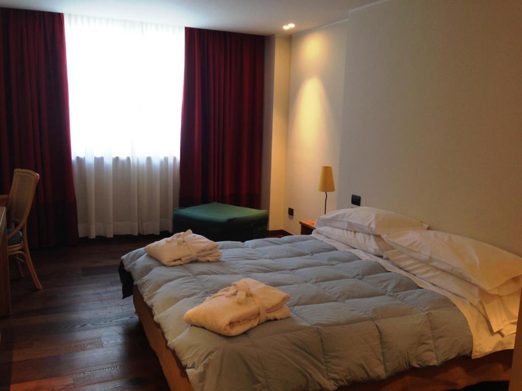 Hotel Dufour Gressoney-la-Trinité Habitación foto